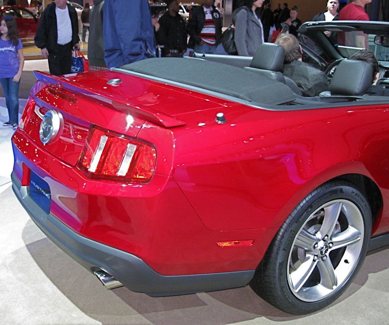 Ford Mustang - 3